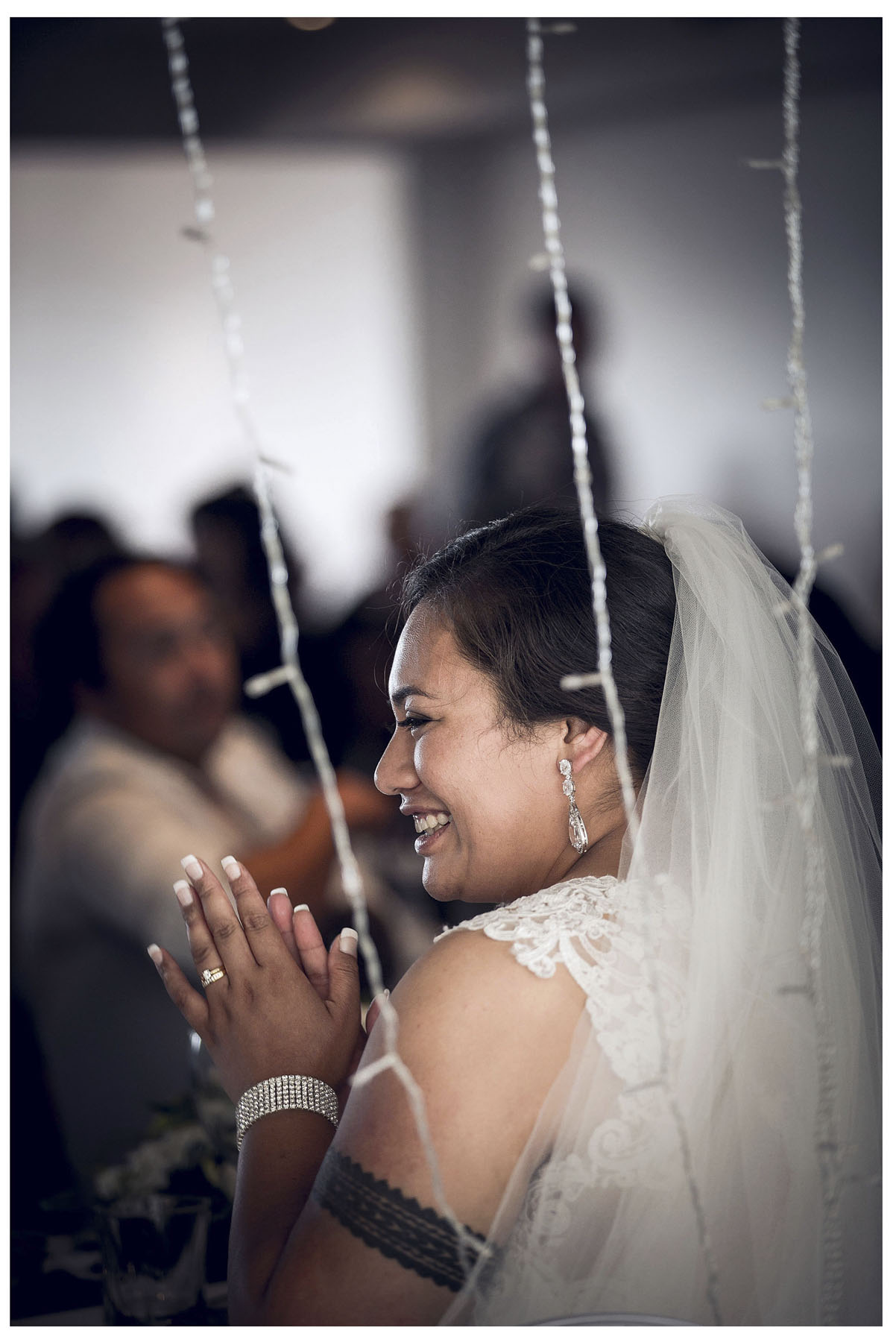 Waiheke Island wedding photos by Chris Loufte