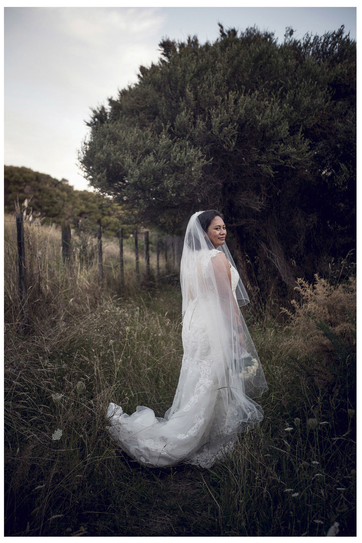 Waiheke Island wedding photos by Chris Loufte