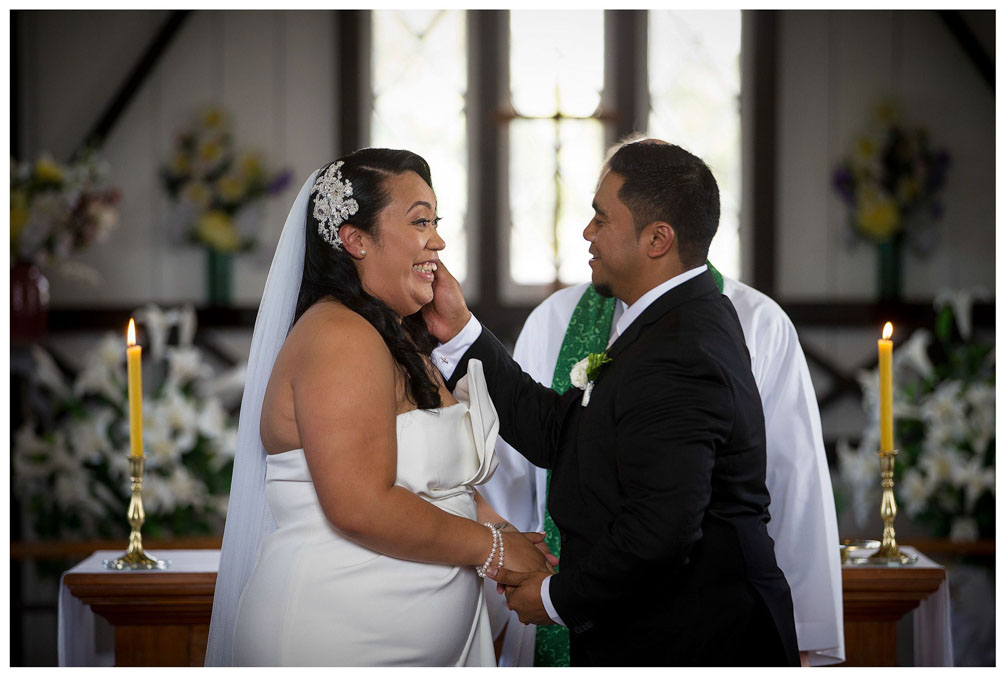 Auckland City wedding photo by Chris Loufte
