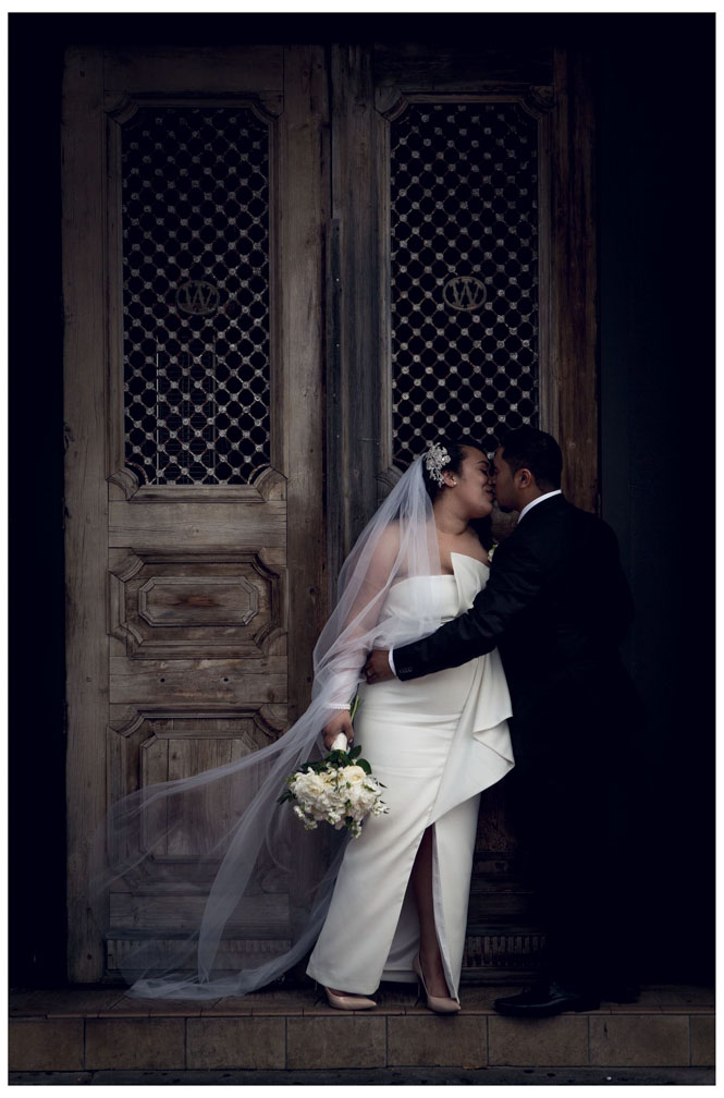 Auckland City wedding photo by Chris Loufte
