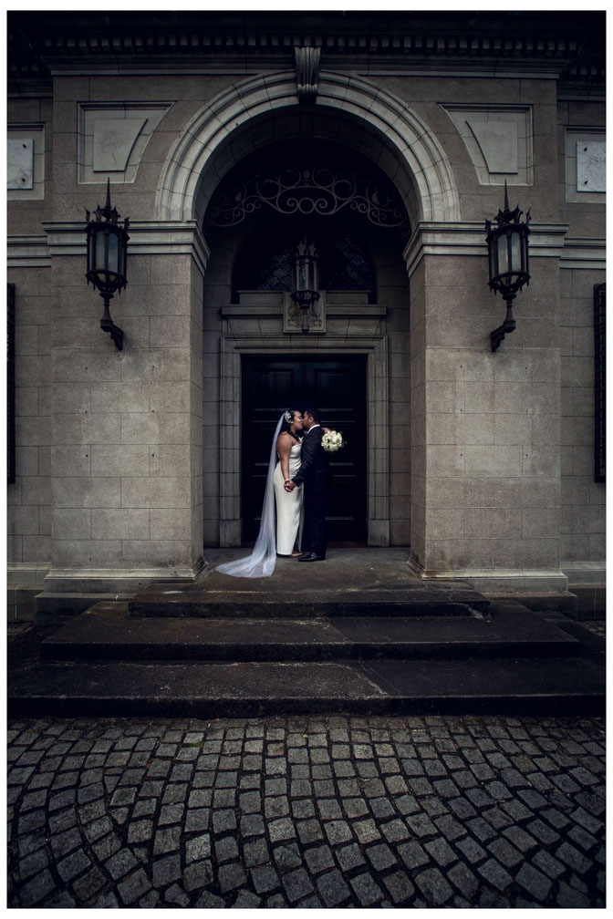 Auckland City wedding photo by Chris Loufte
