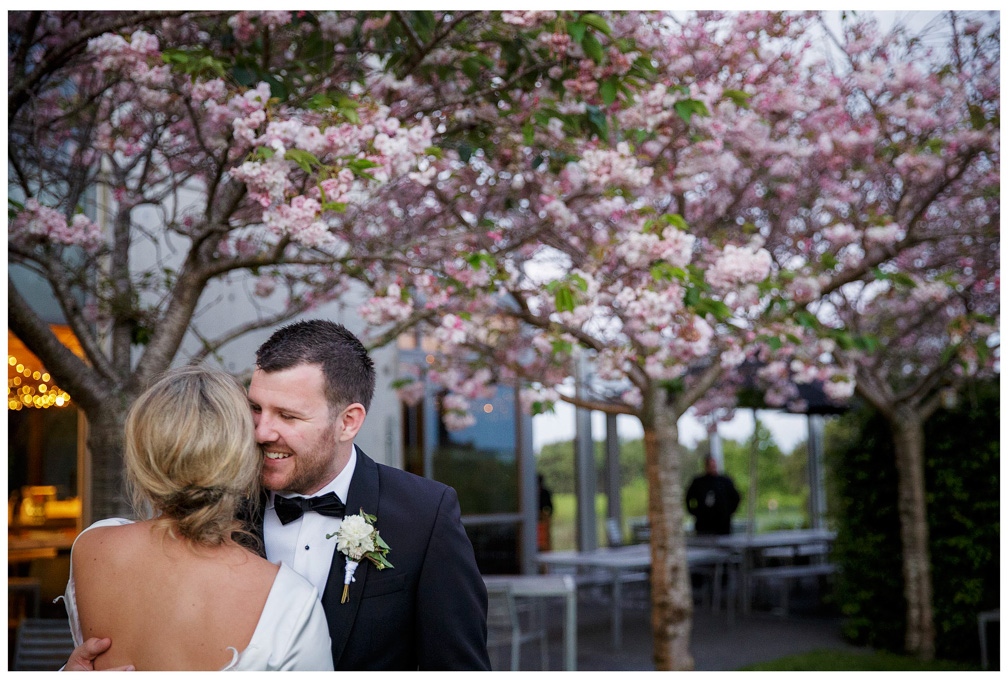 Shiloh & Morgan wedding photos at Villa MAria Auckland