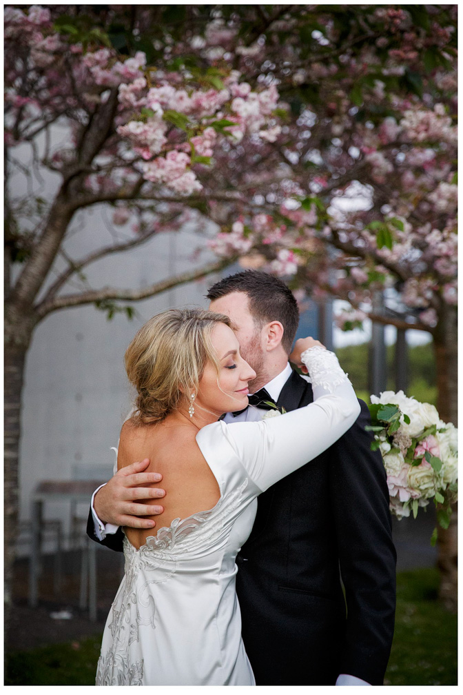 Shiloh & Morgan wedding photos at Villa MAria Auckland