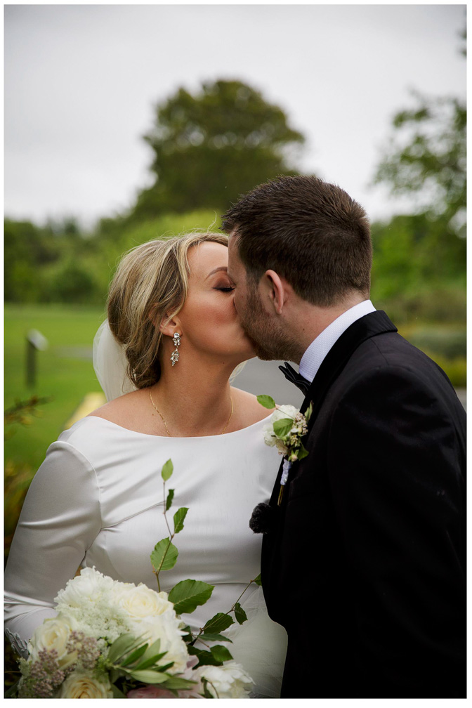 Shiloh & Morgan wedding photos at Villa MAria Auckland