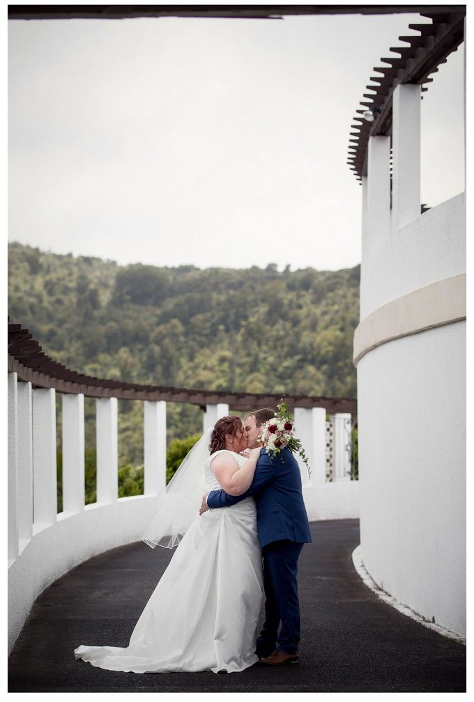 Wedding photos at The Waitakare estate Auckland