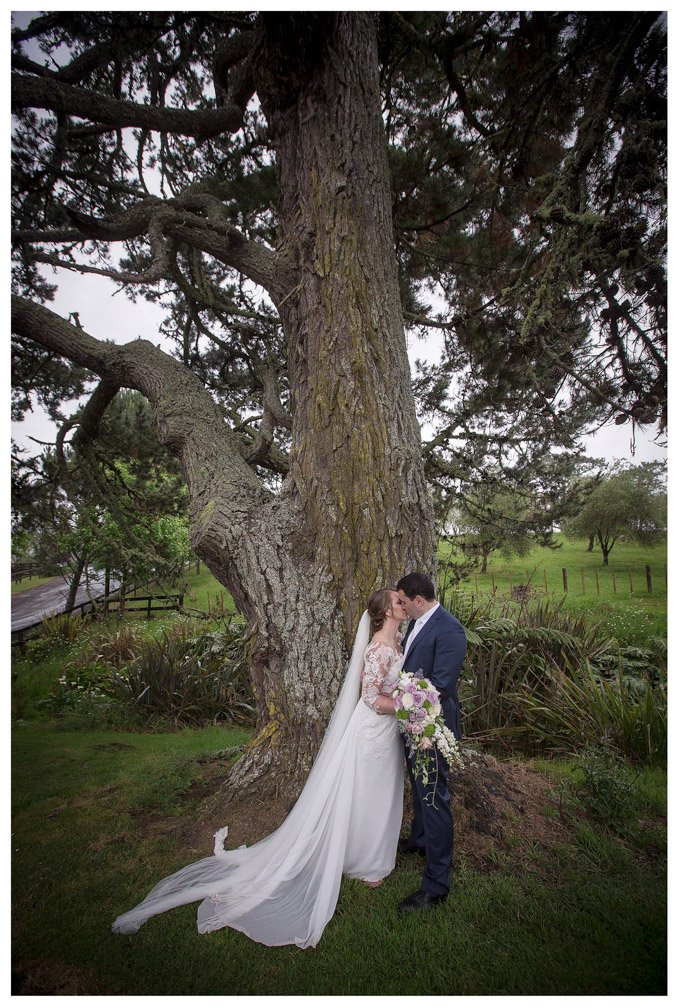 Wedding photo by Chris Loufte at Lavender Hill coatsville Auckland