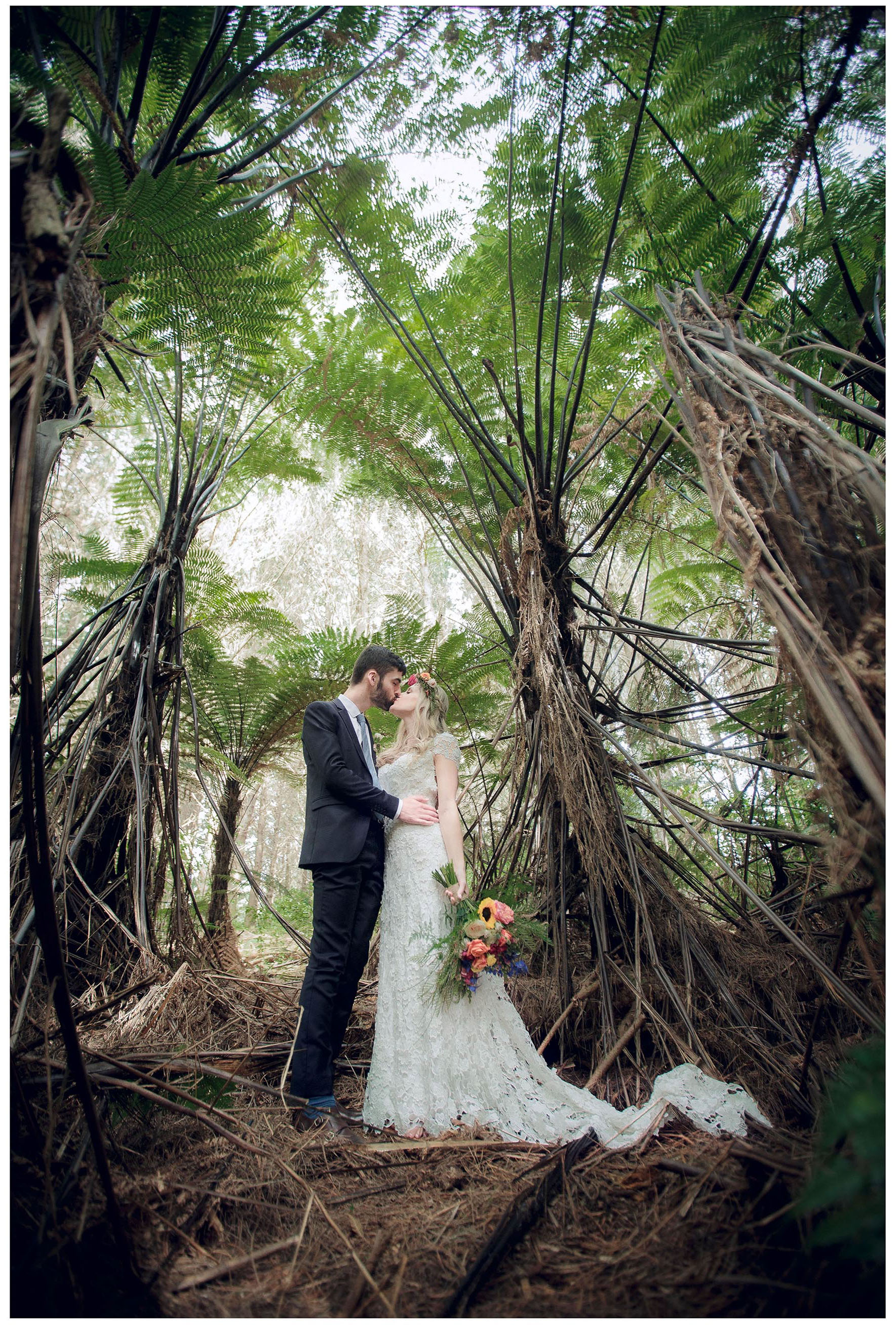 The Boat House at River Head Tavern Aucklansd Wedding photo by Chris Loufte