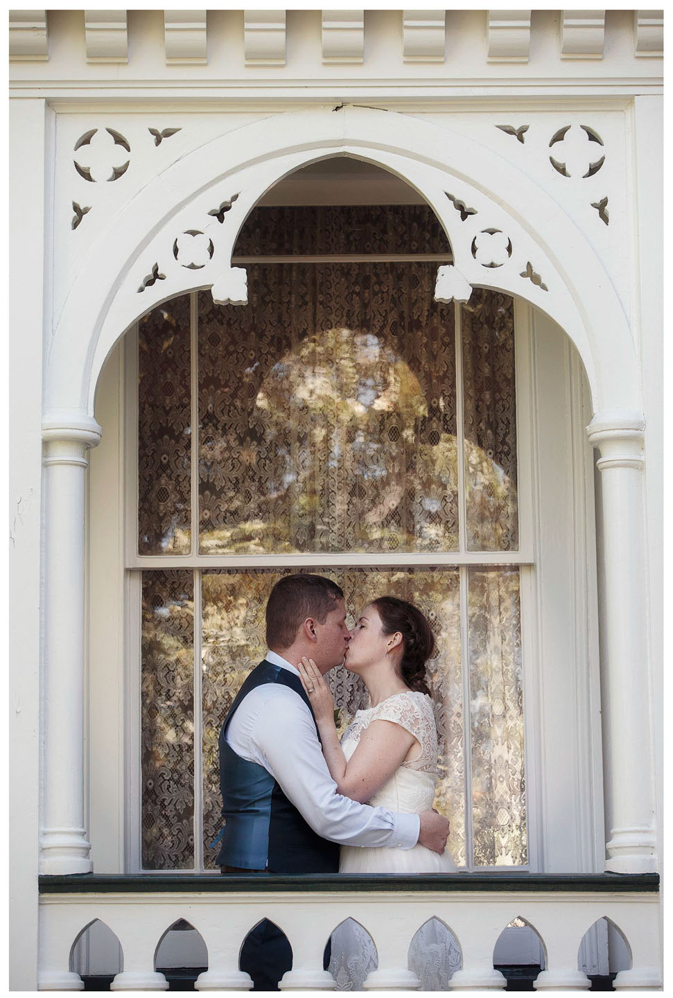 wedding photo by Chris Loufte Alberton House Auckland
