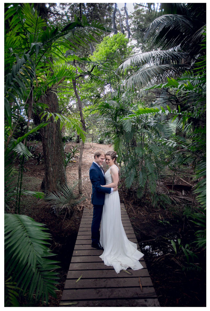 Cornwall Park Auckland wedding photo by Chris Loufte