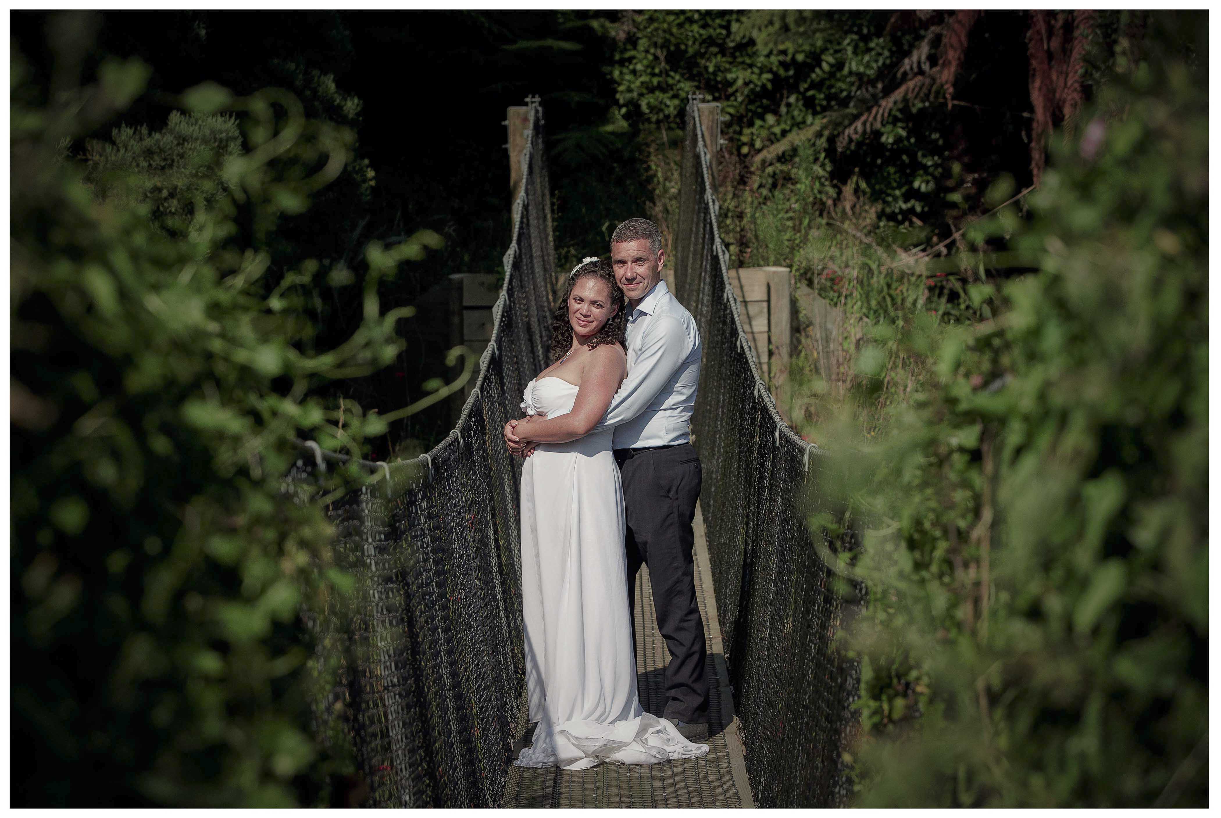 Puhoi wedding photo by Auckland wedding photographer Chris Loufte