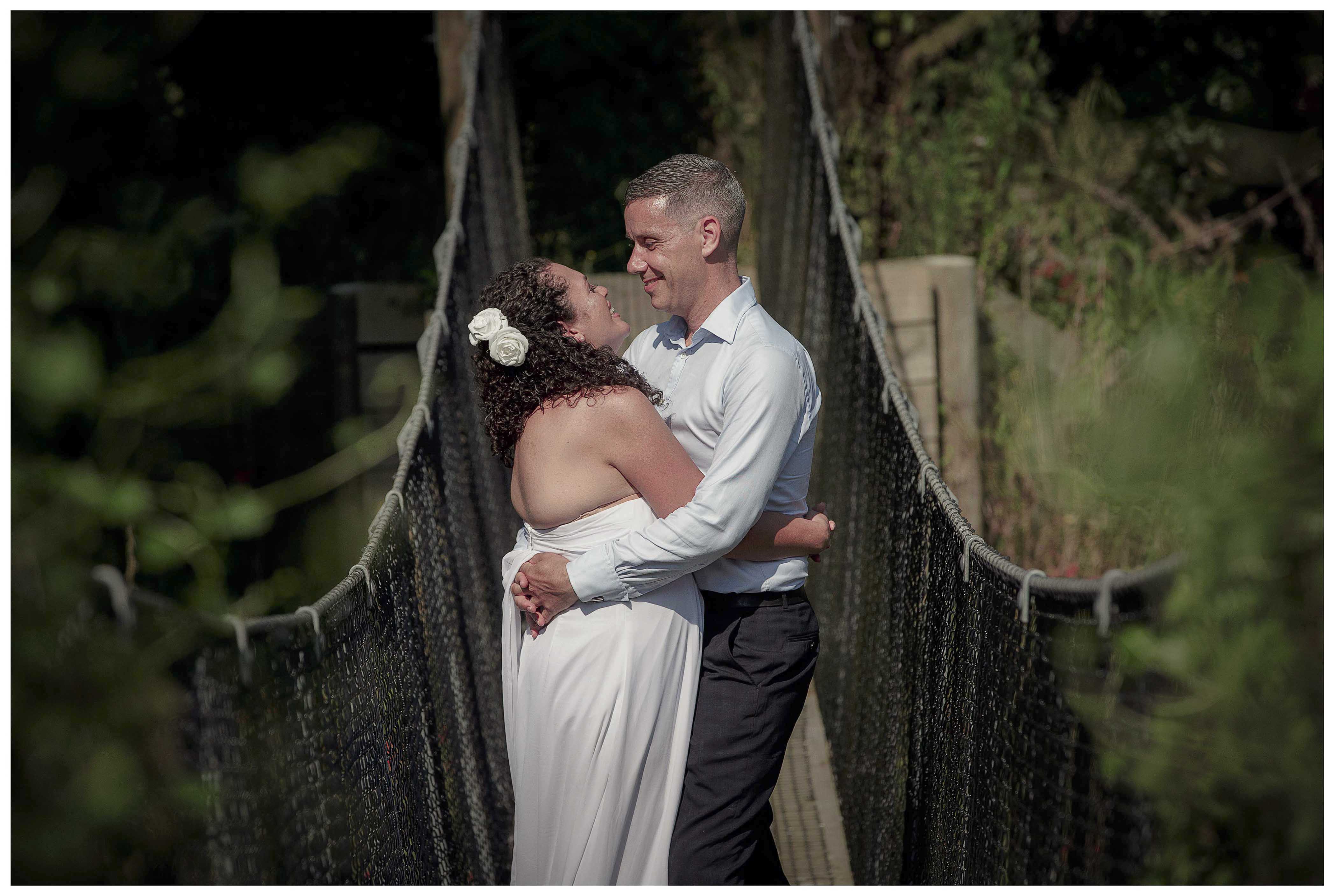 Puhoi wedding photo by Auckland wedding photographer Chris Loufte
