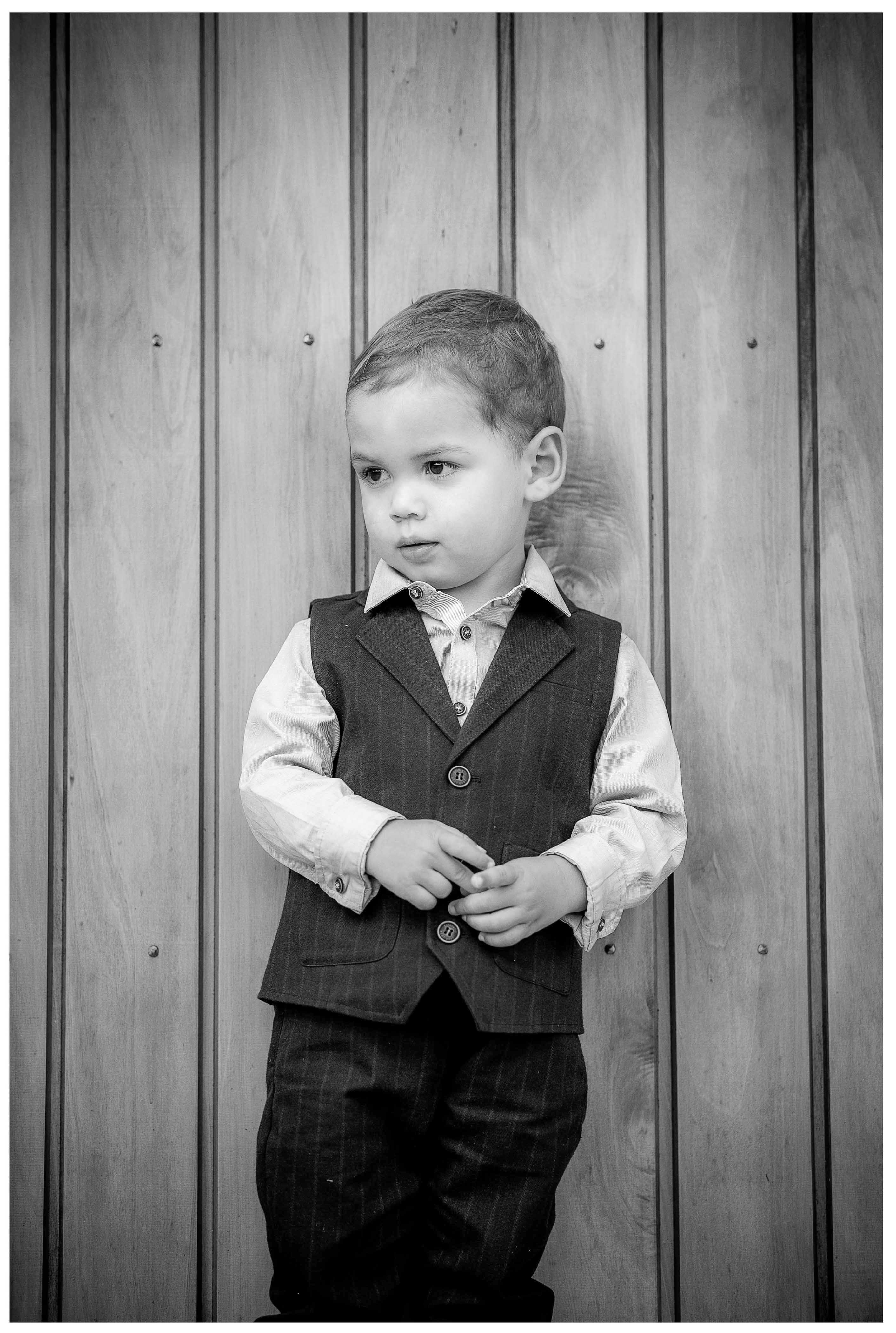 Puhoi wedding photo by Auckland wedding photographer Chris Loufte