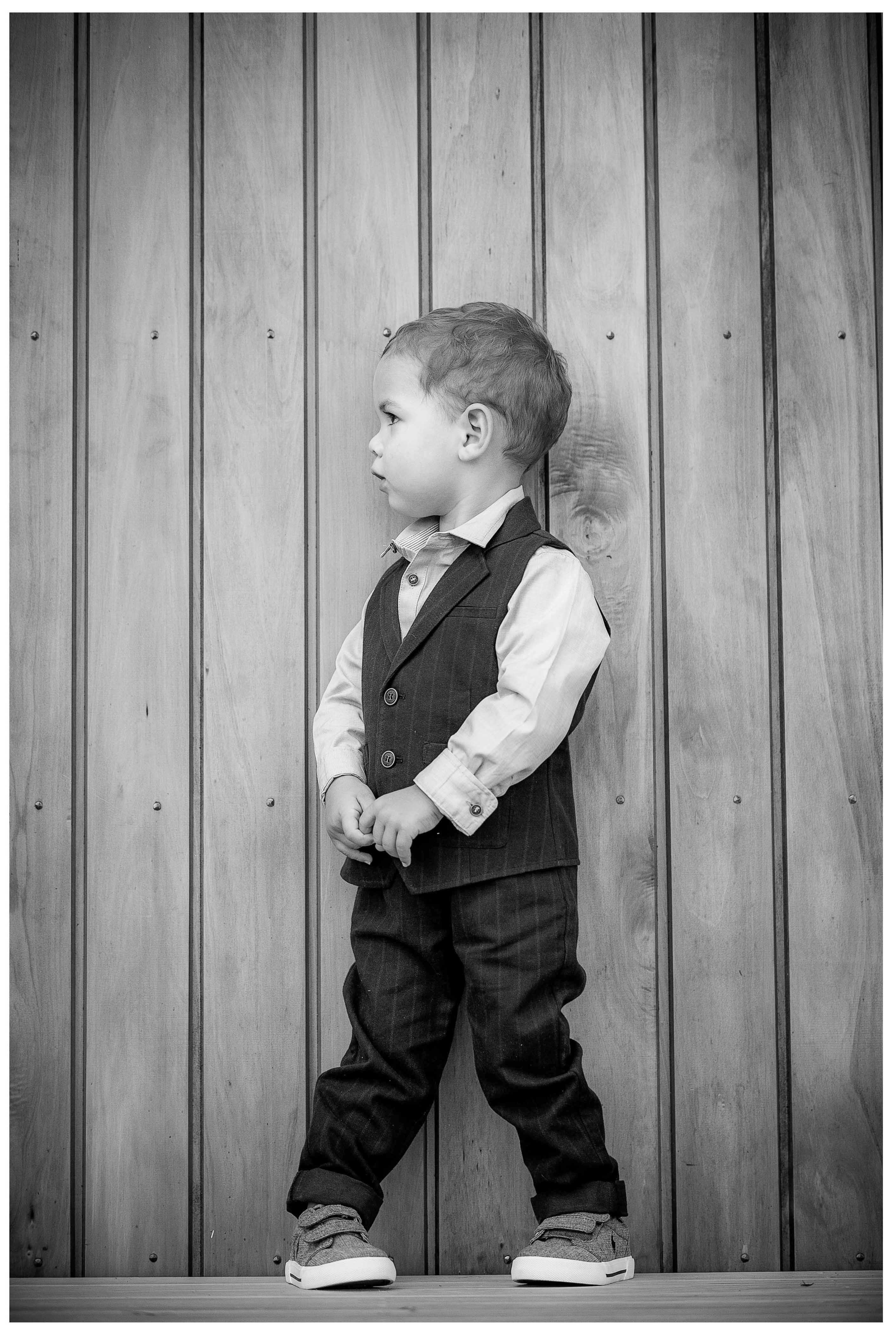 Puhoi wedding photo by Auckland wedding photographer Chris Loufte