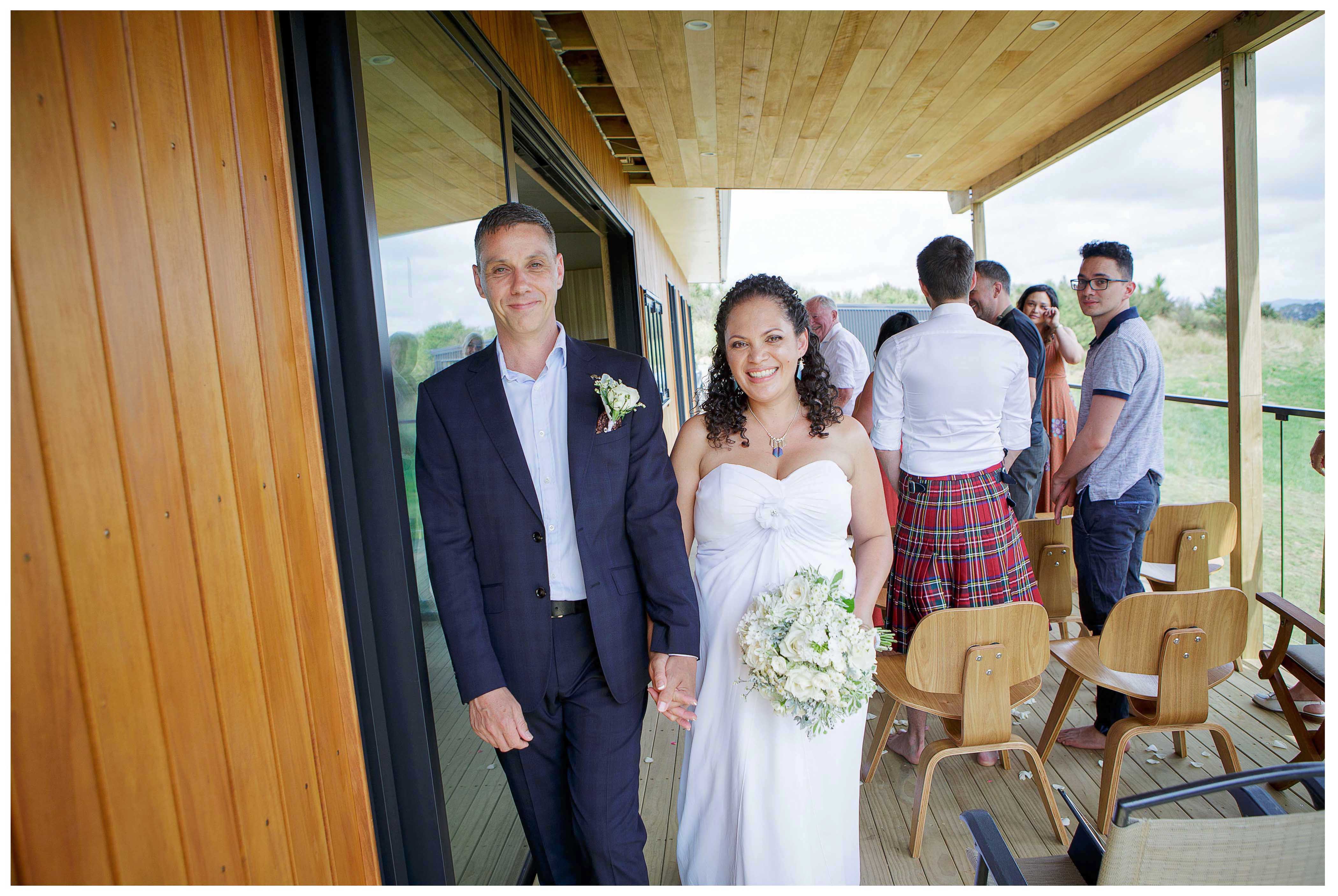Puhoi wedding photo by Auckland wedding photographer Chris Loufte