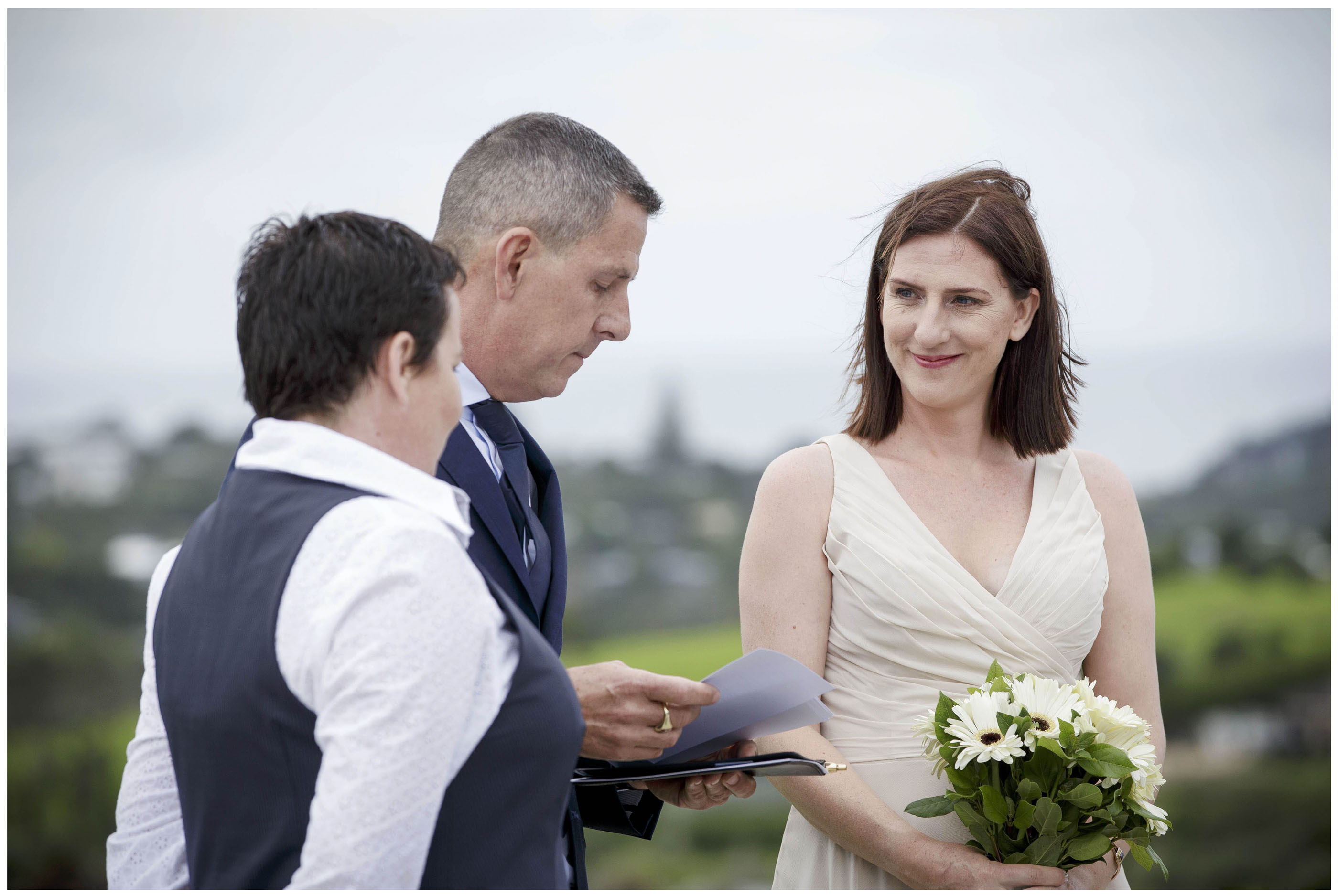 Mudbrick Waiheke Island wedding photo by Chris Loufte www.theweddingphotographer.co.nz
